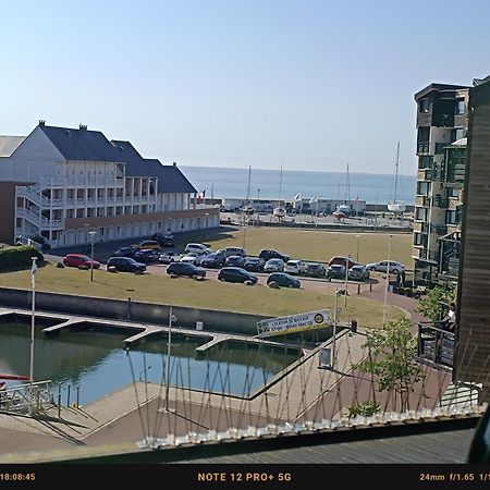 Studio Neuf Vue Mer Marina Deauville Luaran gambar